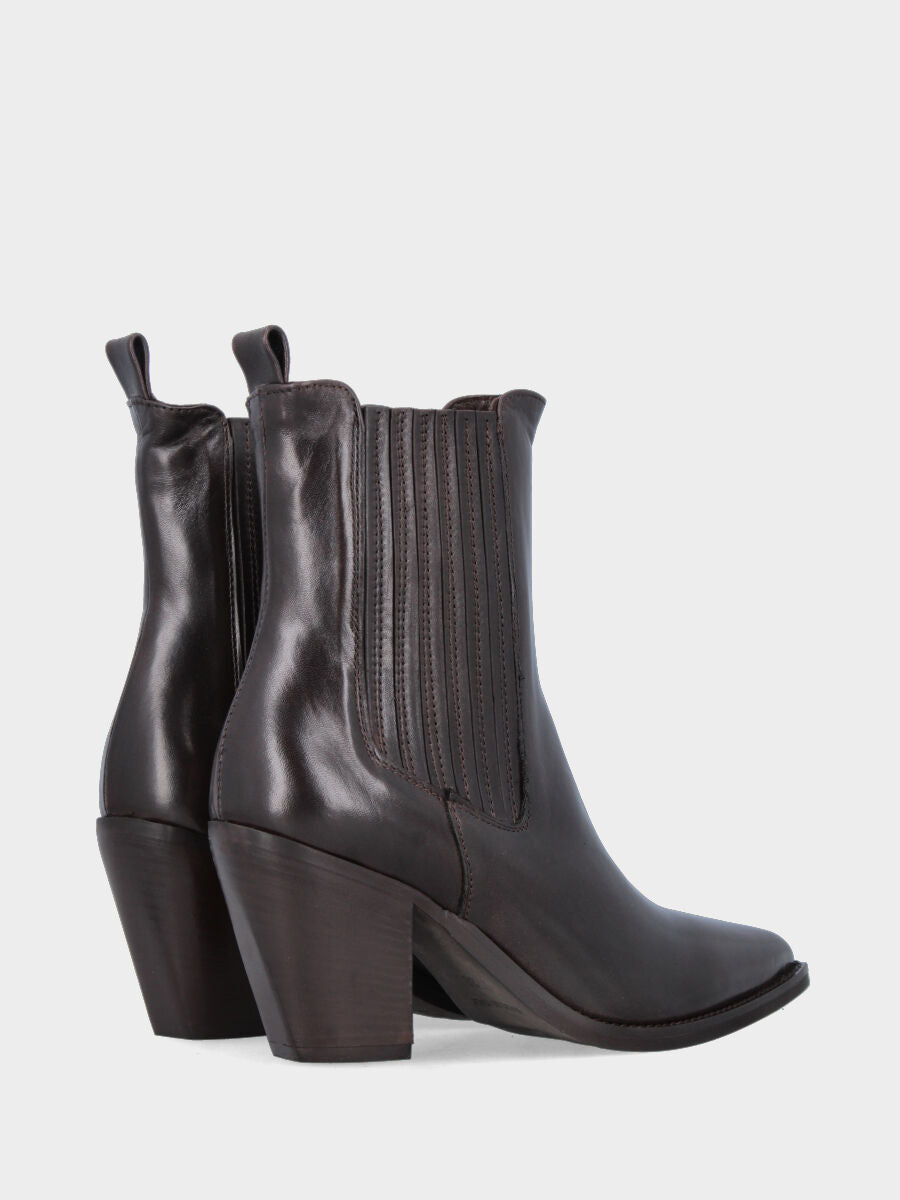 Camperos in vitello testa di moro con tacco cubano e listini ricoperti