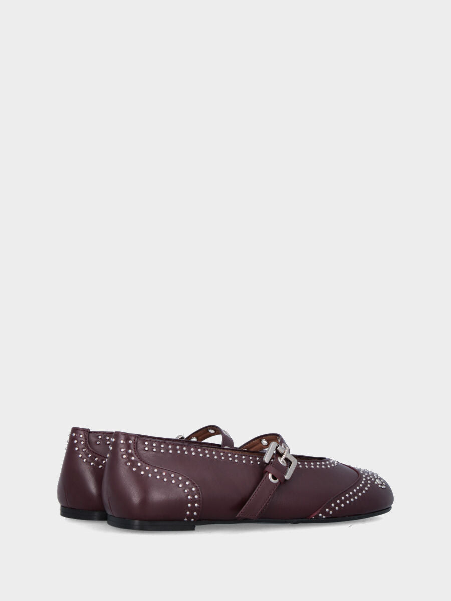 Ballerina Mary Jane in nappa bordeaux lavorata a sacchetto e borchie tonde