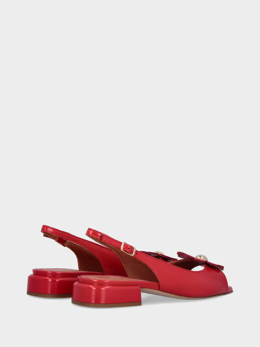 Sandalo slingback in verlux rosso con fiore sullo scollo