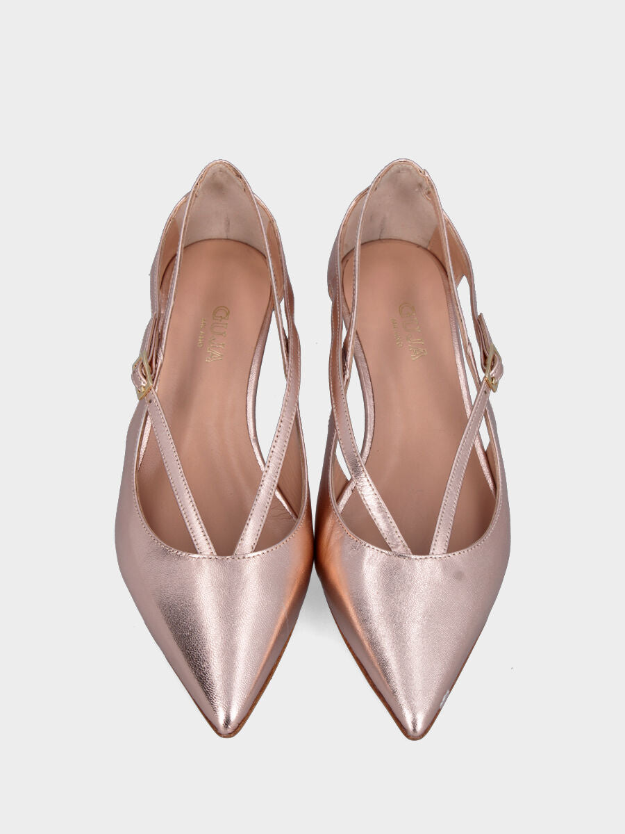 Décolleté in laminato platino con cinturini incrociati e tacco a calice