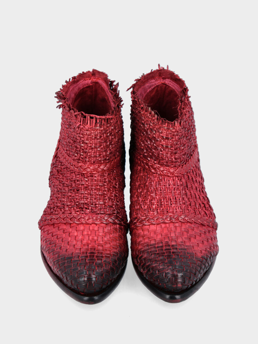 Camperos a stivaletto in vitello rosso con fasce intrecciate