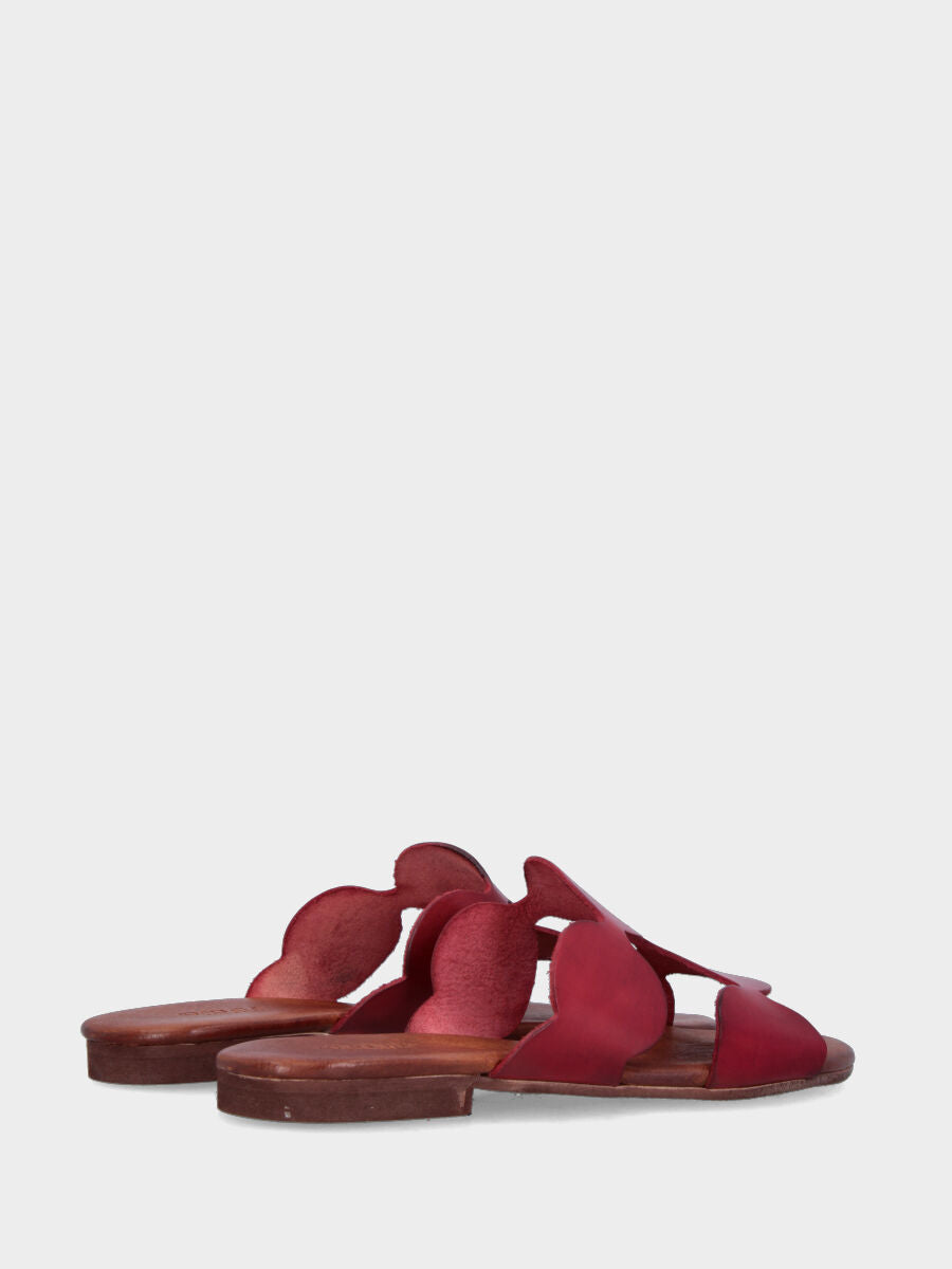 Ciabattine in vitello rosso con ovali decorativi