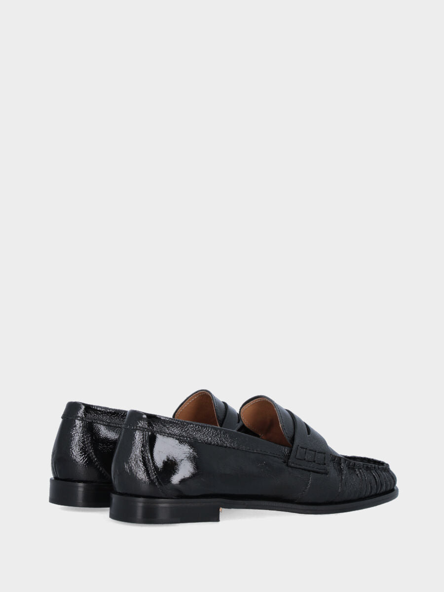 Mocassino in naplak nero con mascherina a bocca di leone