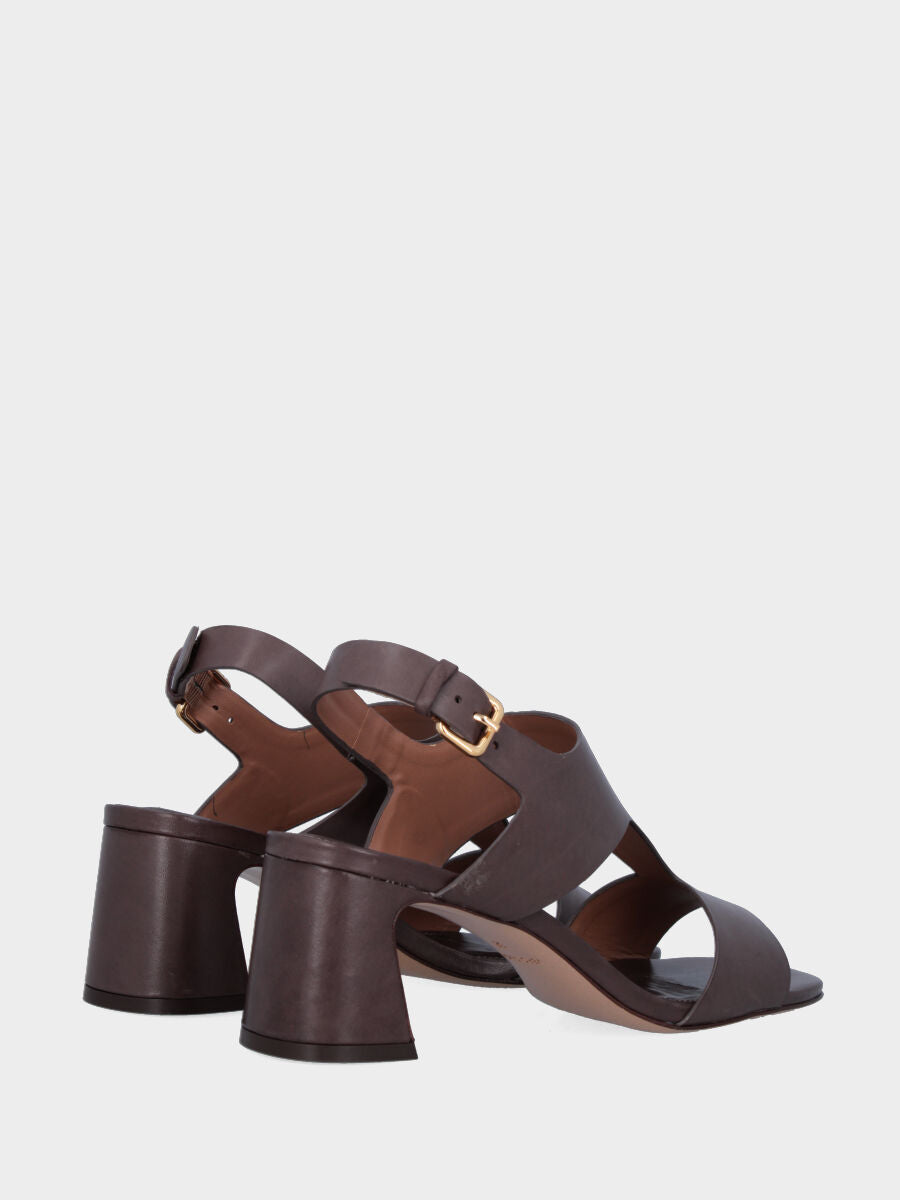 stivaletto tacco 90mm largo con plateau di 40mm, punta quadrata stondata, con bordatura lungo la vaschetta e cerniera lato interno, suola in cuoio