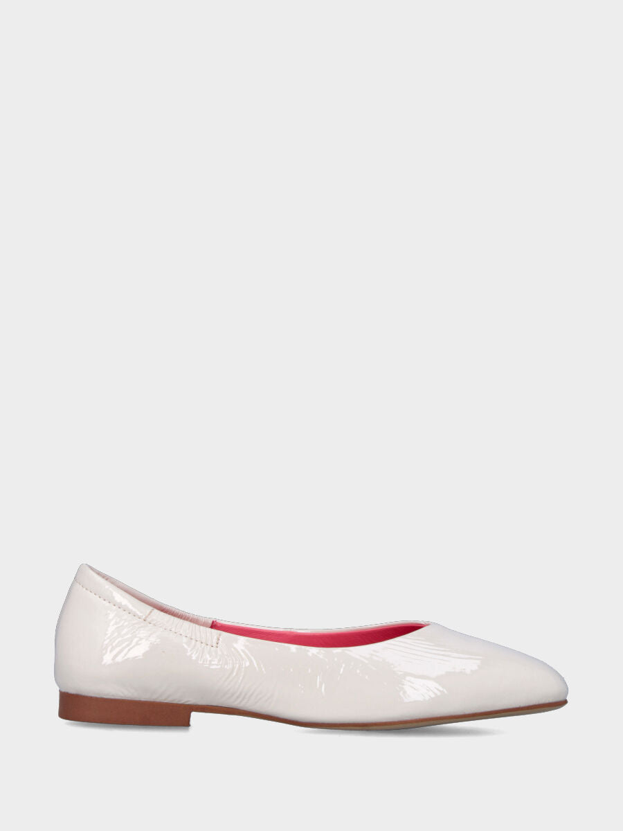 Ballerina in naplak bianco con scollo a cuore e lavorazione a sacchetto