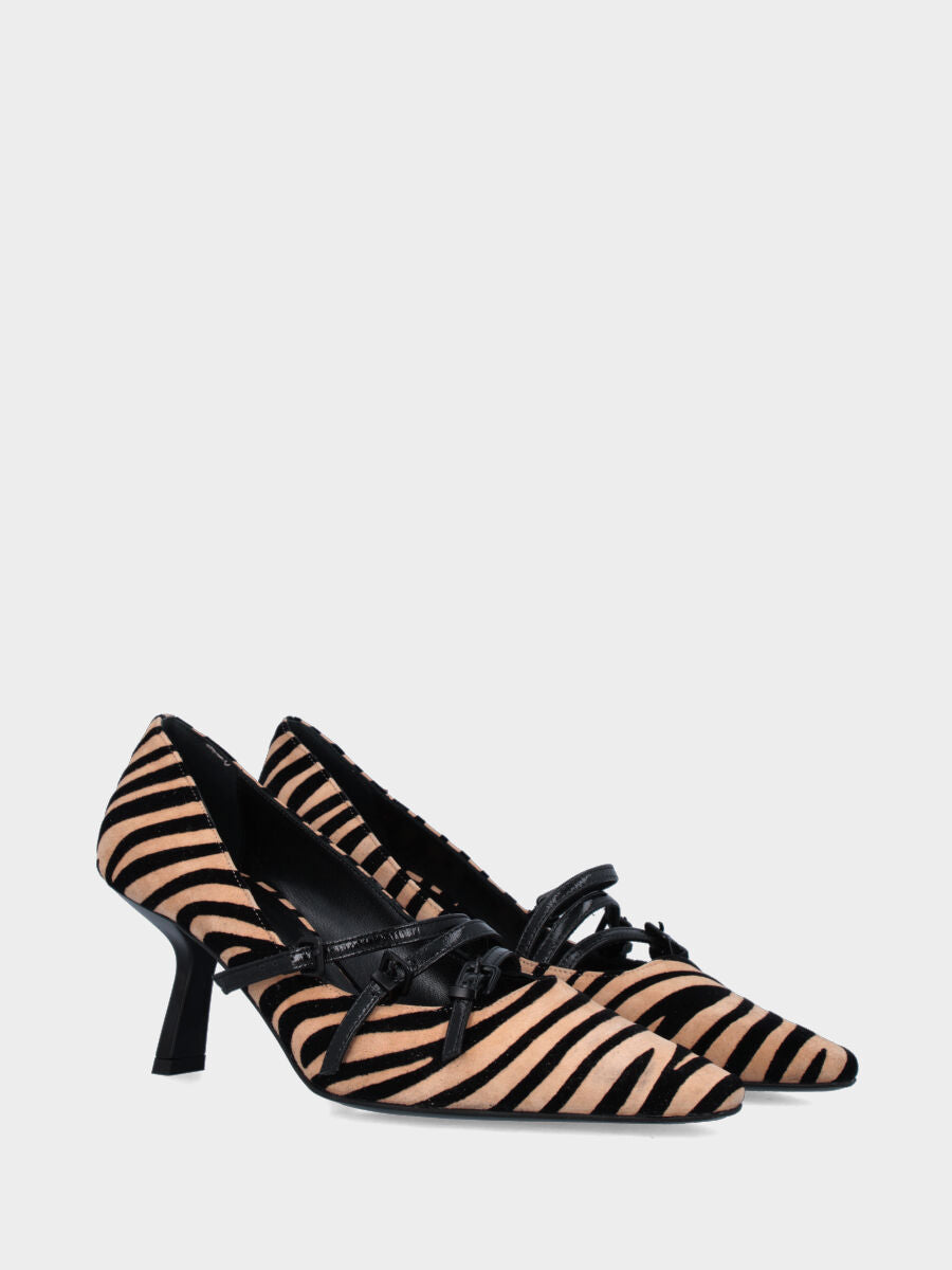 Décolleté in camoscio zebrato con tre cinturini e tacco a calice