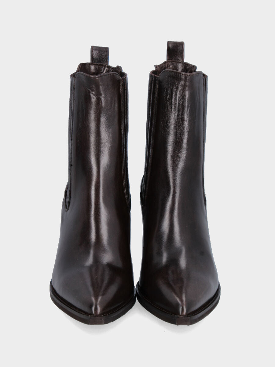 Camperos in vitello testa di moro con tacco cubano e listini ricoperti