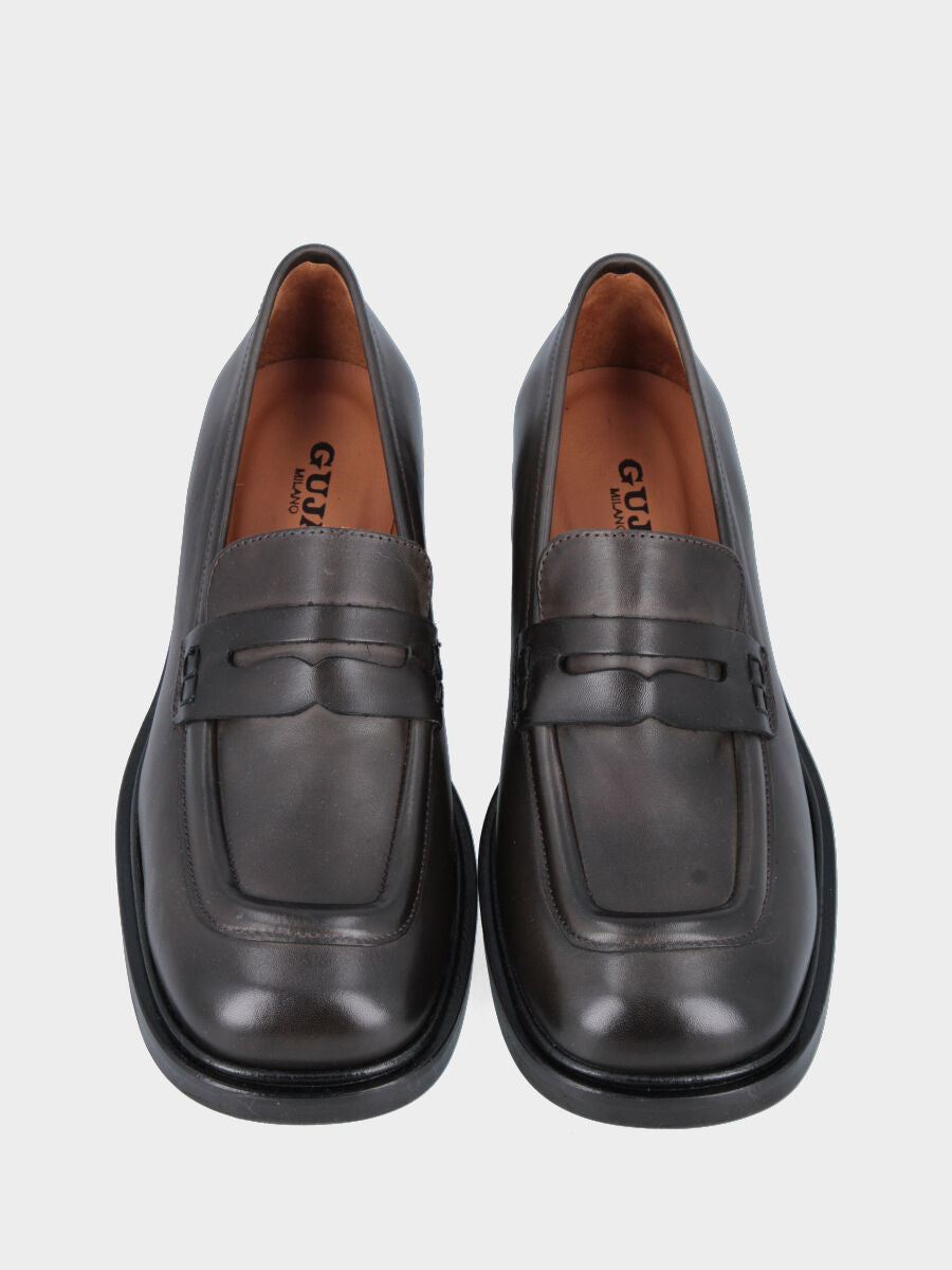 Mocassino in vitello testa di moro con mascherina a bocca di leone