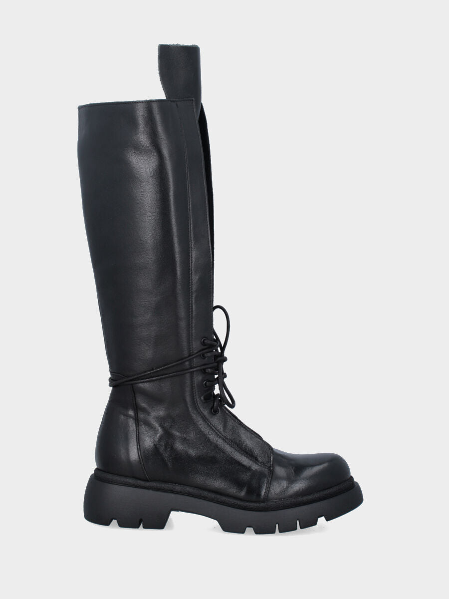 Anfibio in nappa nera con platform e cerniera laterale