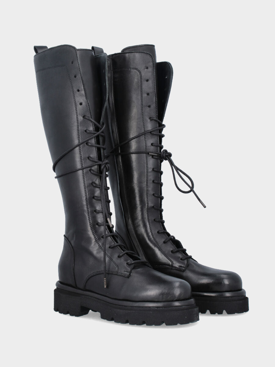 Stivale biker in vitello nero con allacciatura frontale e carrarmato