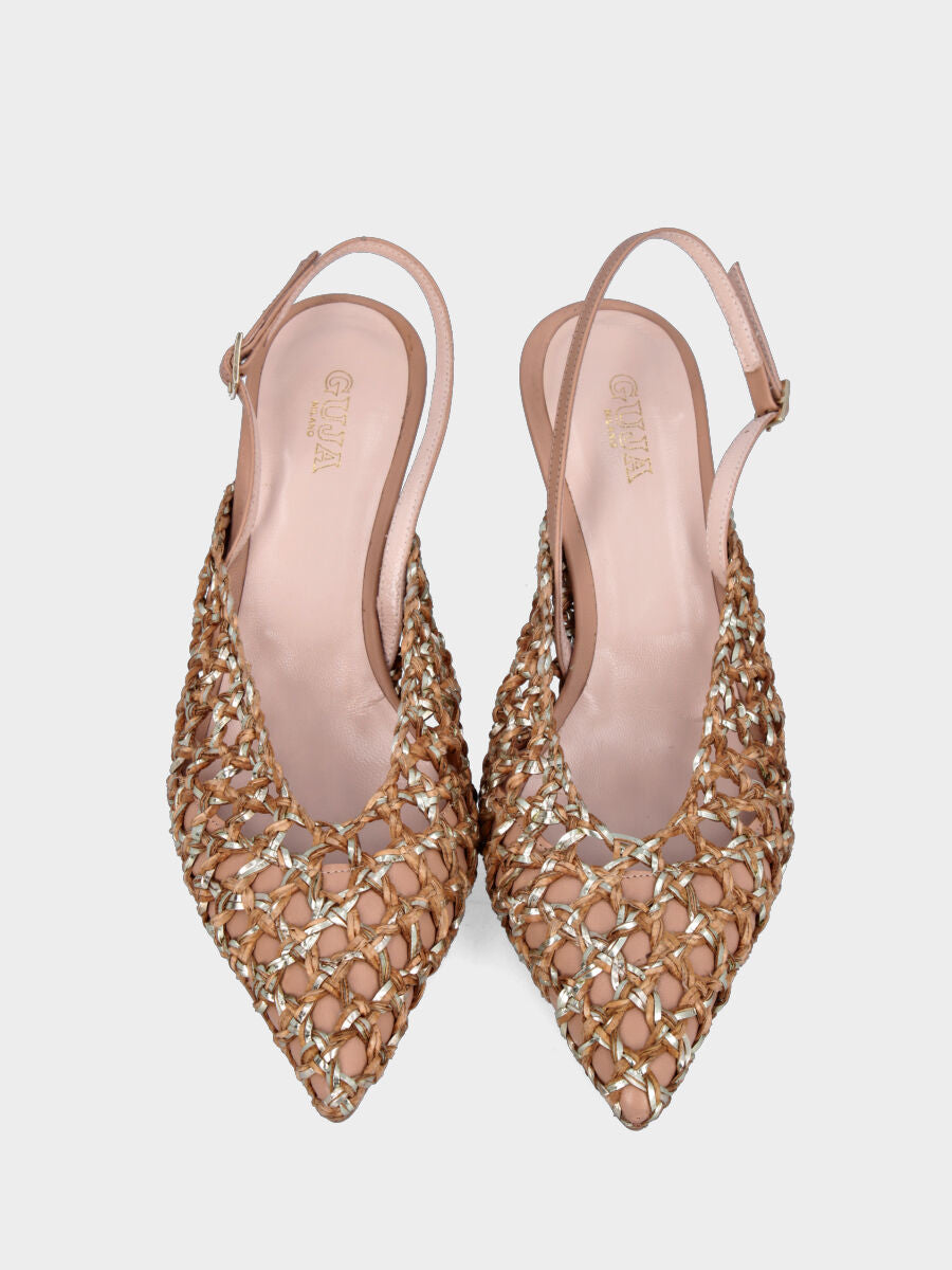 Slingback in rafia beige intrecciata e traforata con tacco a calice