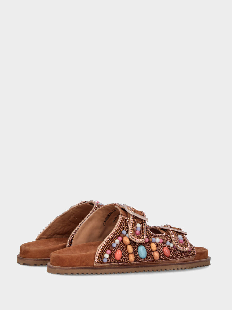 Ciabatta in camoscio multicolor sui toni del marrone con cinturini e perline