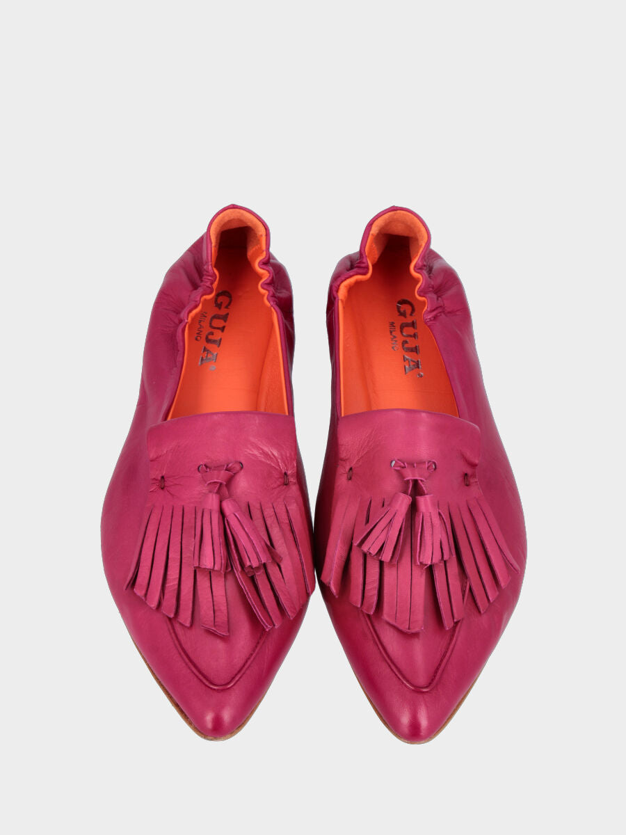 Mocassino in nappa ciliegia con frangia e nappine