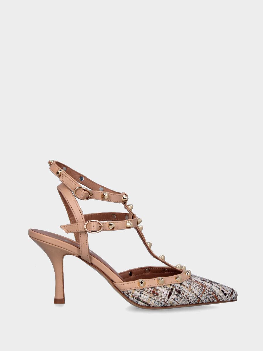 Slingback multicolor nei toni nude con borchie e tacco a calice