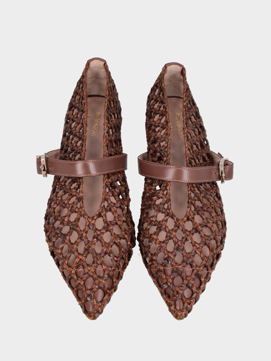 Ballerina Mary Jane in rafia marrone con forature