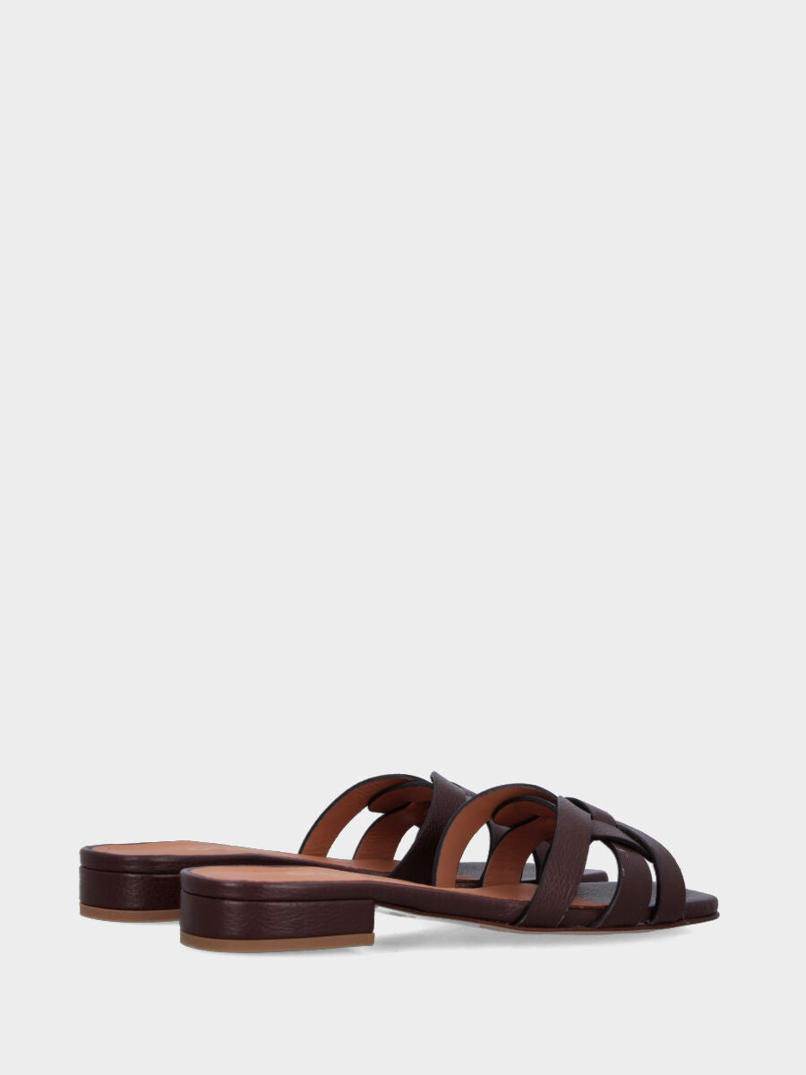 Ciabattina in vitello testa di moro con listini geometrici