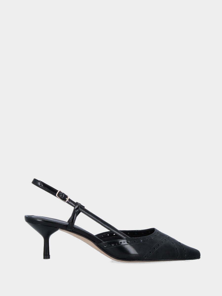 Slingback in capretto nero con tacco sottile a calice
