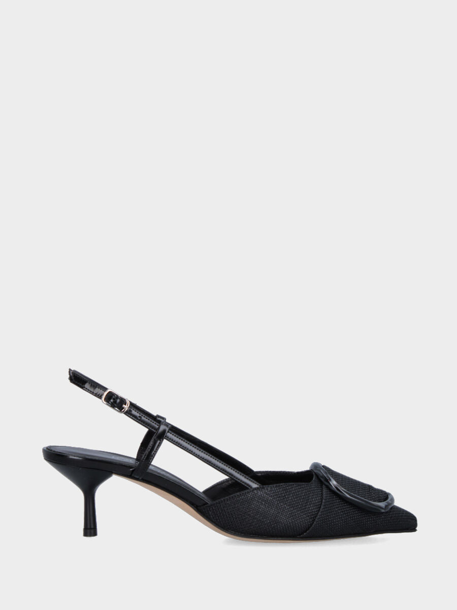 Slingback in tessuto nero con anello decorativo e tacco a calice
