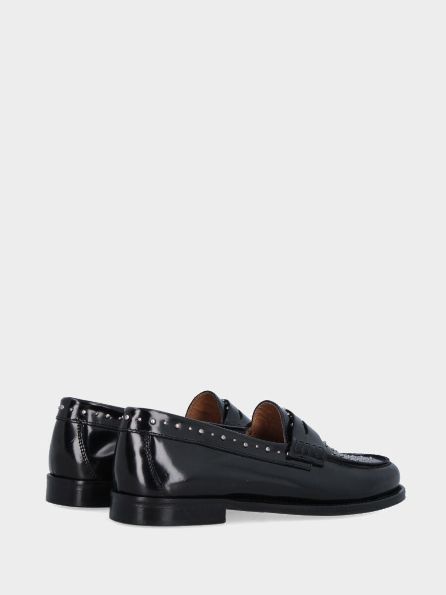 Mocassino college in vitello nero con borchie e mascherina a bocca di leone