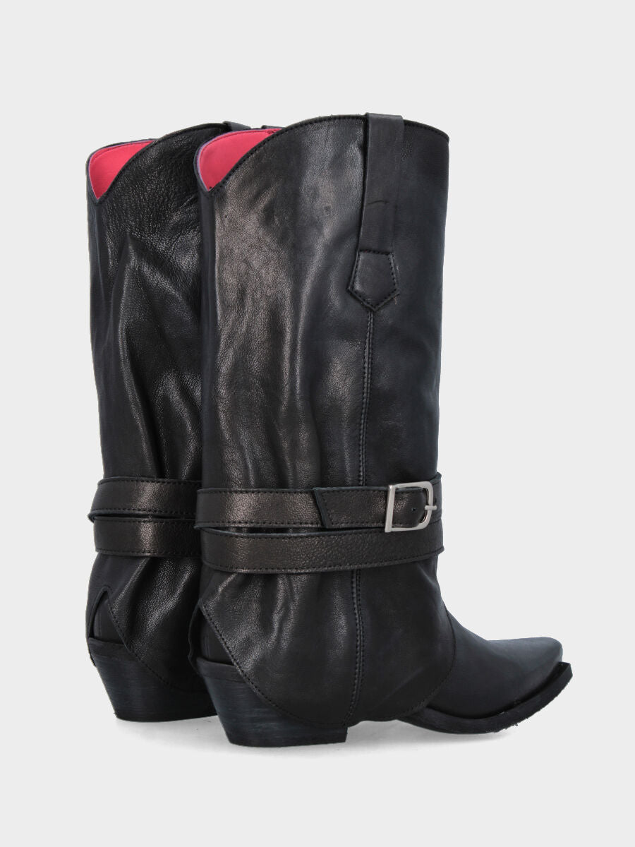 Camperos in bufalo nero con risvolto e punta sfilata