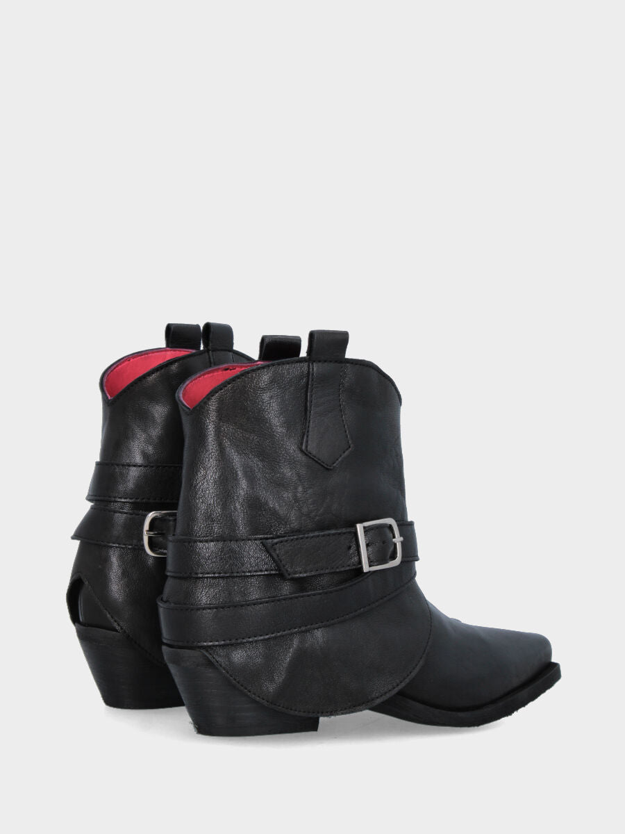 Camperos in vitello nero con risvolto e cinturino